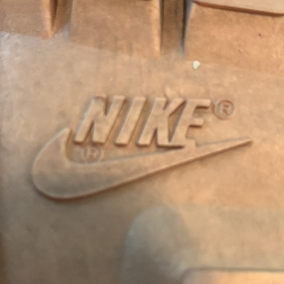 Nike Brown Lace Up Boots - Picture 11 of 11